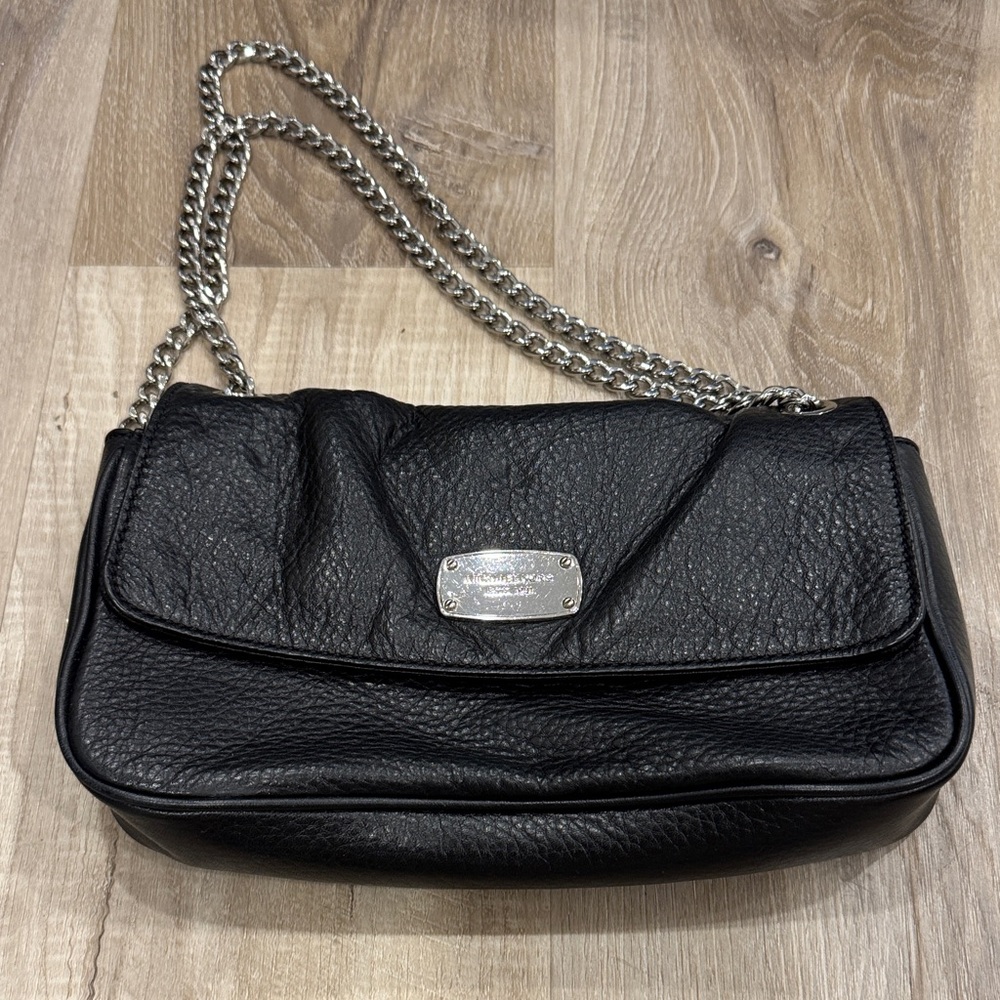 Michael Kors Black Leather Shoulder Bag with Chain Strap